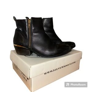 Steve Madden leather black boots